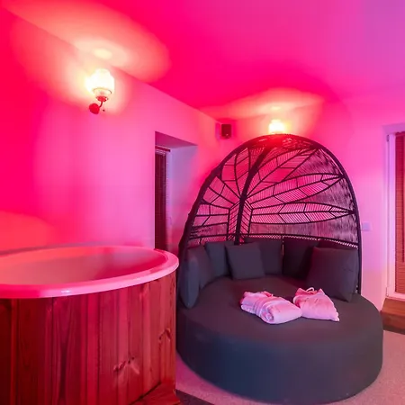 Temple Torii Love hôtel