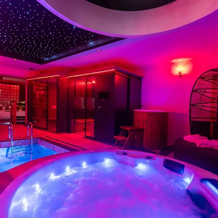 Temple Torii * Crisnee