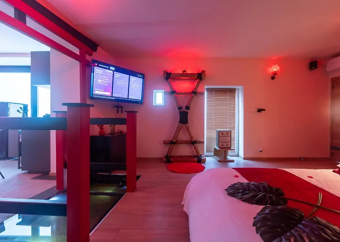 Temple Torii * Crisnee